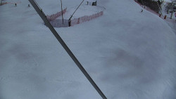 Spodní část sjezdovky skiareálu Karolinka