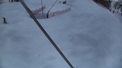 Spodní část sjezdovky skiareálu Karolinka