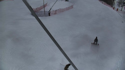 Spodní část sjezdovky skiareálu Karolinka