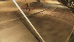 Spodní část sjezdovky skiareálu Karolinka