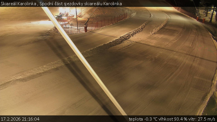 Skiareál Karolinka  - Spodní část sjezdovky skiareálu Karolinka - 17.2.2026 v 21:16
