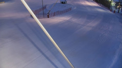 Spodní část sjezdovky skiareálu Karolinka