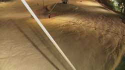 Spodní část sjezdovky skiareálu Karolinka