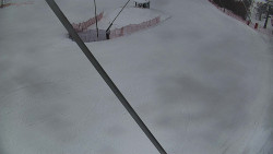 Spodní část sjezdovky skiareálu Karolinka