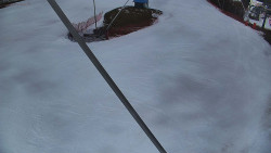 Spodní část sjezdovky skiareálu Karolinka