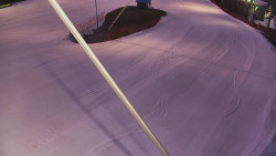 Spodní část sjezdovky skiareálu Karolinka