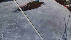 Spodní část sjezdovky skiareálu Karolinka