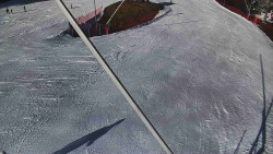 Spodní část sjezdovky skiareálu Karolinka