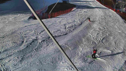 Spodní část sjezdovky skiareálu Karolinka