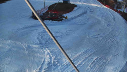 Spodní část sjezdovky skiareálu Karolinka