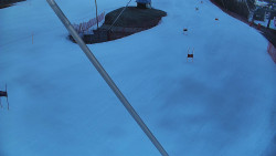 Spodní část sjezdovky skiareálu Karolinka