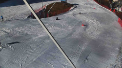 Spodní část sjezdovky skiareálu Karolinka