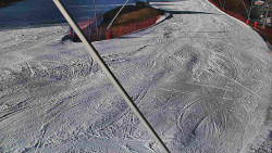 Spodní část sjezdovky skiareálu Karolinka