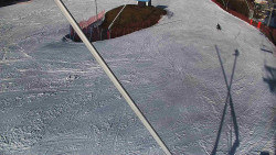 Spodní část sjezdovky skiareálu Karolinka