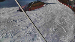 Spodní část sjezdovky skiareálu Karolinka