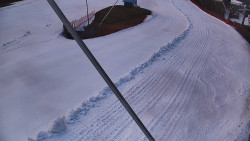 Spodní část sjezdovky skiareálu Karolinka