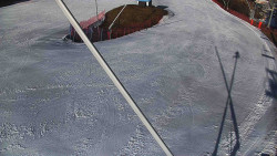 Spodní část sjezdovky skiareálu Karolinka