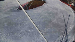 Spodní část sjezdovky skiareálu Karolinka