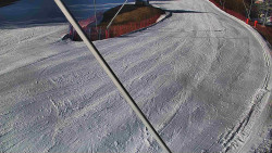 Spodní část sjezdovky skiareálu Karolinka