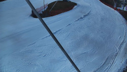 Spodní část sjezdovky skiareálu Karolinka