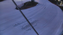 Spodní část sjezdovky skiareálu Karolinka