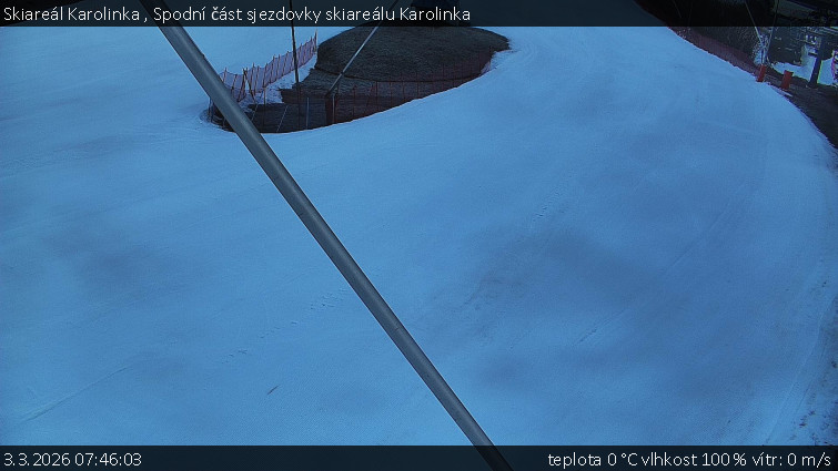 Skiareál Karolinka  - Spodní část sjezdovky skiareálu Karolinka - 3.3.2026 v 07:46
