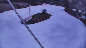 Skiareál Karolinka  - Spodní část sjezdovky skiareálu Karolinka - 4.3.2026 v 06:16