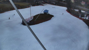 Skiareál Karolinka  - Spodní část sjezdovky skiareálu Karolinka - 4.3.2026 v 13:02