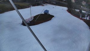 Skiareál Karolinka  - Spodní část sjezdovky skiareálu Karolinka - 4.3.2026 v 13:15