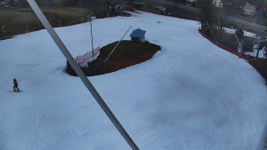 Skiareál Karolinka  - Spodní část sjezdovky skiareálu Karolinka - 4.3.2026 v 15:32