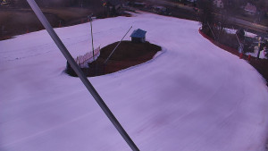 Skiareál Karolinka  - Spodní část sjezdovky skiareálu Karolinka - 4.3.2026 v 17:46