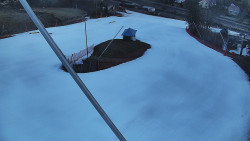 Spodní část sjezdovky skiareálu Karolinka