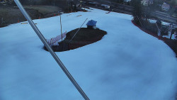 Spodní část sjezdovky skiareálu Karolinka