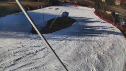 Spodní část sjezdovky skiareálu Karolinka