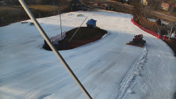 Spodní část sjezdovky skiareálu Karolinka