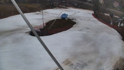 Spodní část sjezdovky skiareálu Karolinka