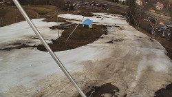 Spodní část sjezdovky skiareálu Karolinka