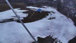 Spodní část sjezdovky skiareálu Karolinka