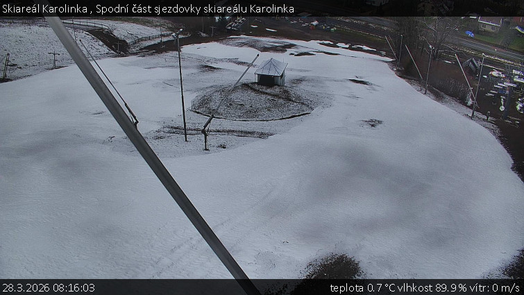 Skiareál Karolinka  - Spodní část sjezdovky skiareálu Karolinka - 28.3.2026 v 08:16