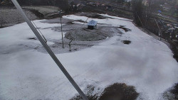 Spodní část sjezdovky skiareálu Karolinka