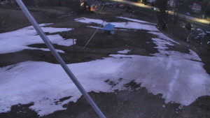 Skiareál Karolinka  - Spodní část sjezdovky skiareálu Karolinka - 2.4.2026 v 19:46