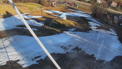 Spodní část sjezdovky skiareálu Karolinka