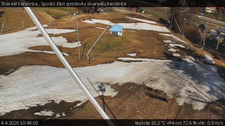 Skiareál Karolinka  - Spodní část sjezdovky skiareálu Karolinka - 4.4.2026 v 10:46