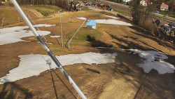 Spodní část sjezdovky skiareálu Karolinka