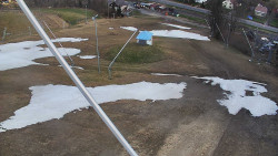 Spodní část sjezdovky skiareálu Karolinka