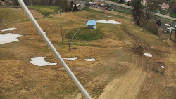 Spodní část sjezdovky skiareálu Karolinka