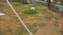 Spodní část sjezdovky skiareálu Karolinka