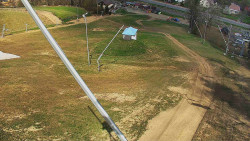 Spodní část sjezdovky skiareálu Karolinka