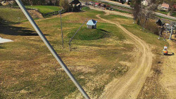 Spodní část sjezdovky skiareálu Karolinka