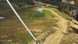 Spodní část sjezdovky skiareálu Karolinka